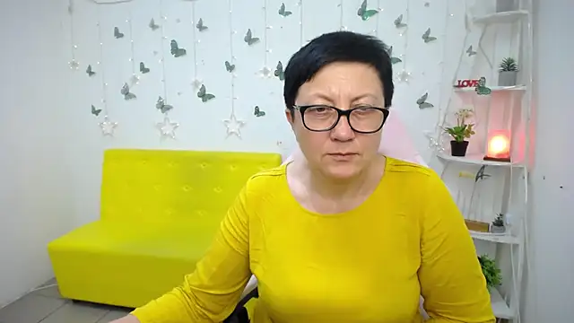 EmilyL0ve 现场XXX聊天
