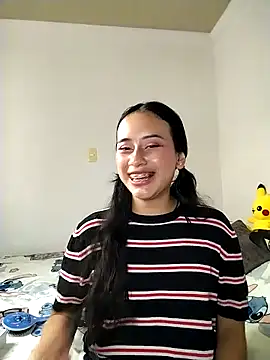 L0lita_Emi12's Webcam Show