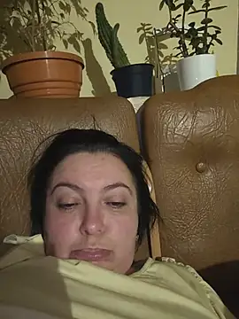EmmaEmmy40 – Naživo XXX chat