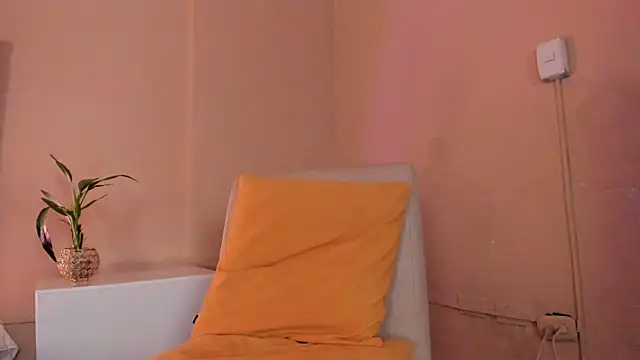 Rosalinda_77n Live chat-huone