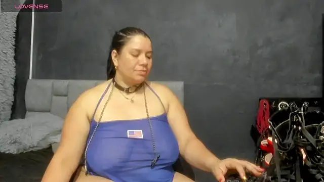 MatureHornyxxx's Live XXX Chat