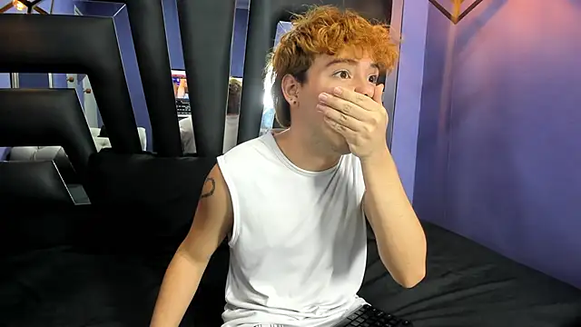 VeluniLiore live XXX chat