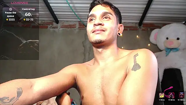Chat XXX en directo de Angel_latinboy