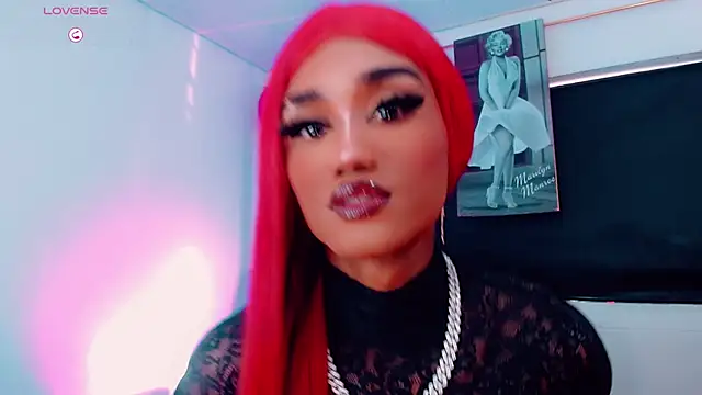 Kendall_hornyy Show Webcam