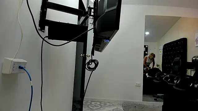 alana_johnson_0's Webcam Show