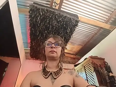 Serena_XYZ's Live XXX Chat