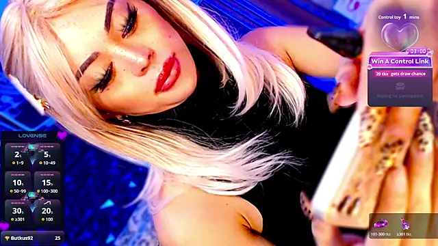 KYLIE_SHEMALE Pertunjukan Webcam