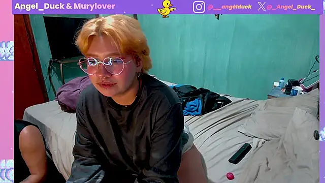 Angel_Duck's Live XXX Chat