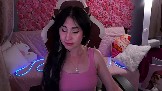 Chat XXX ao vivo de CarolinaaFoxyyy