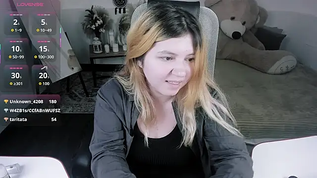 DiaAngell élő XXX-chatje