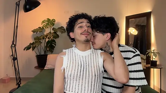 Noah_and_StevenのライブXXXチャット