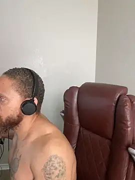 Fathero1time's Live XXX Chat