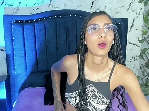 Онлайн чат XXX KarlaSlutSkinny__