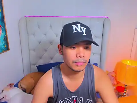 AsianZero's Webcam Show
