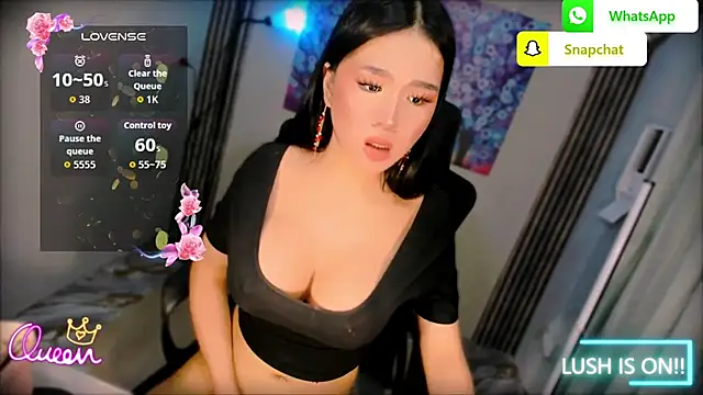 xBigSurpriseLorainex webkamerás műsora