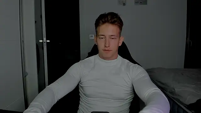 find0m_master's Webcam Show