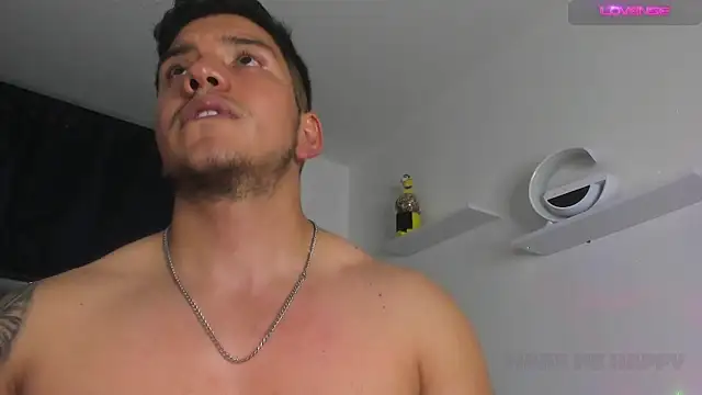 Chatroom XXX en direct de Fenix__0729