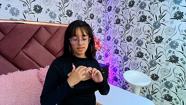 Chatroom XXX en direct de AnyaHeart