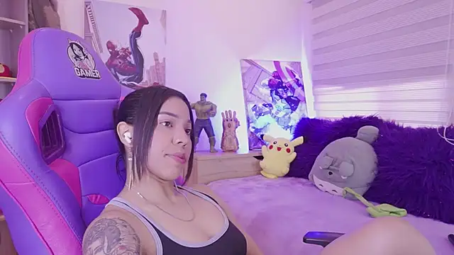 Czat XXX na żywo – madelyn_rose_