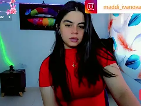 Maddi_ivanova2026n Webbikameraesitys
