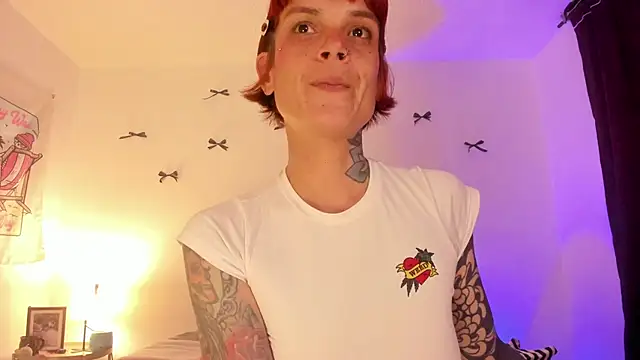 Chat +18 de Alessamoth ao vivo