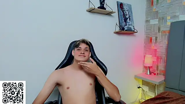 flaquito___ 网络视讯表演