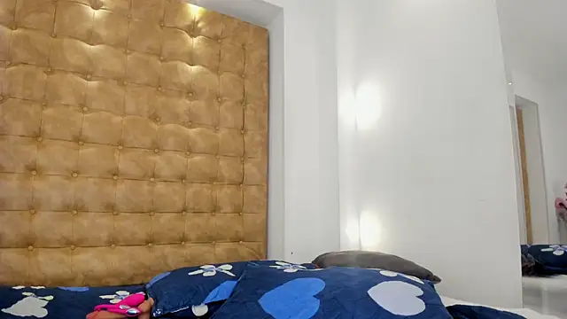 violet_giraldo Obrolan Langsung XXX