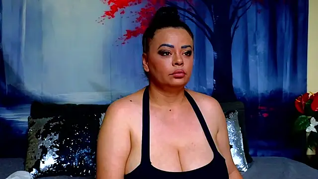 ElizabethEvenn Live XXX chat