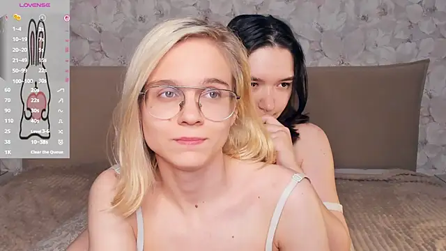 Živý XXX chat KarinStfleur