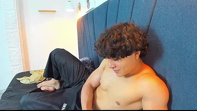 latin_beast4 网络视讯表演