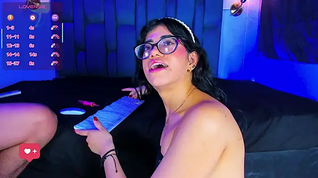 Chat +18 de Zoe_Axel1 ao vivo