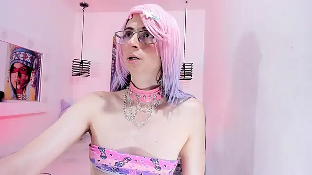 Show modela KimberlyJohnsoon na web-kameri