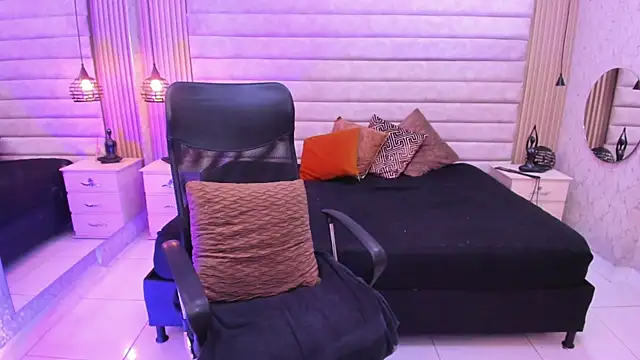 XXX chat uživo modela VictoriaaBlair