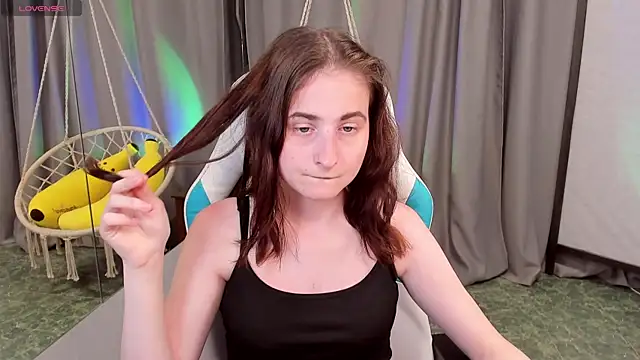 Živý XXX chat KiraDuvall