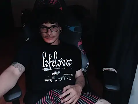 lilgothboy 在線直播表演