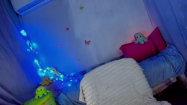 دردشة YourLizzyDoll الجنسية المباشرة