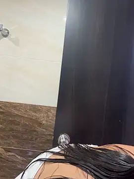 Czat XXX na żywo – Mau_White
