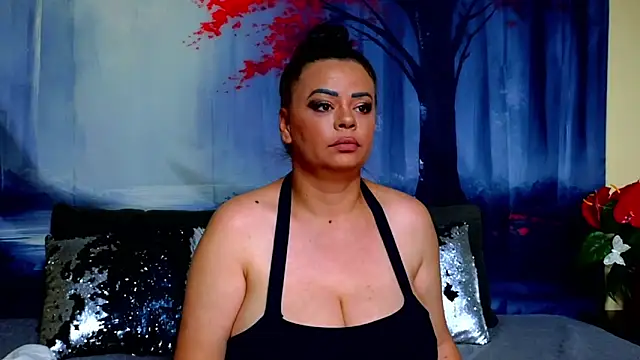 Онлайн чат XXX ElizabethEven