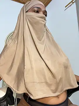 Yuli_arabic élő XXX-chatje