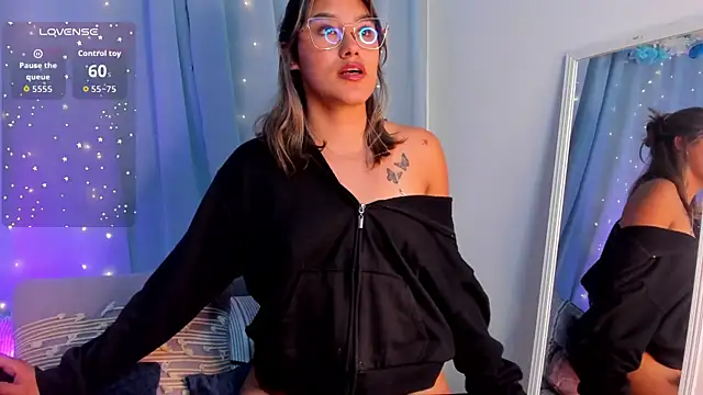 _Sophie__miller: δωμάτιο απευθείας συνομιλίας