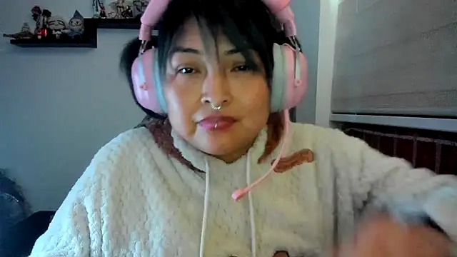 Chat XXX ao vivo de Shaddycute_