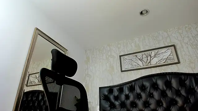 Chat XXX Live Lander_Cruz