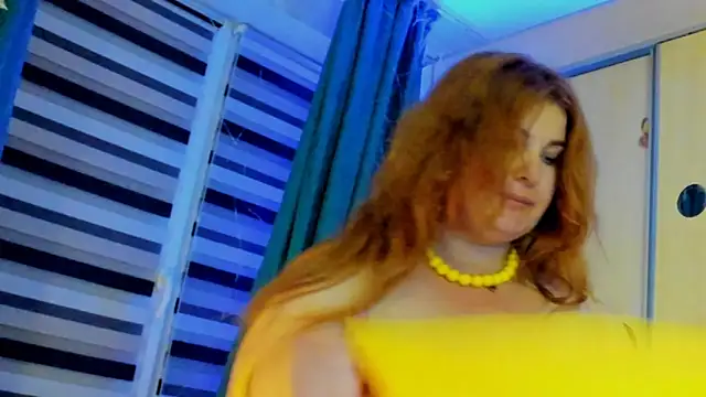 CoraSwon's Live XXX Chat