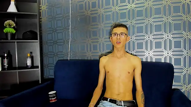 asher_lux webcam show