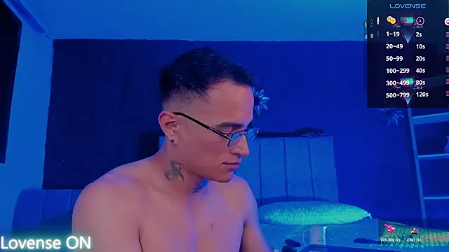 LiamDeep Live XXX Chat