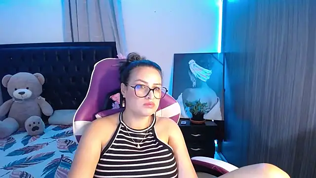Chat XXX en directo de esmeraldaa230