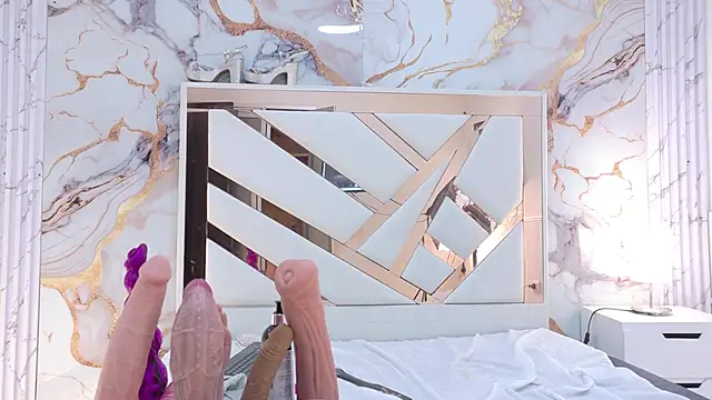 Živá chatovací místnost KarinaSimonz