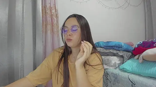 Chat +18 de HARLEYNAPIER ao vivo