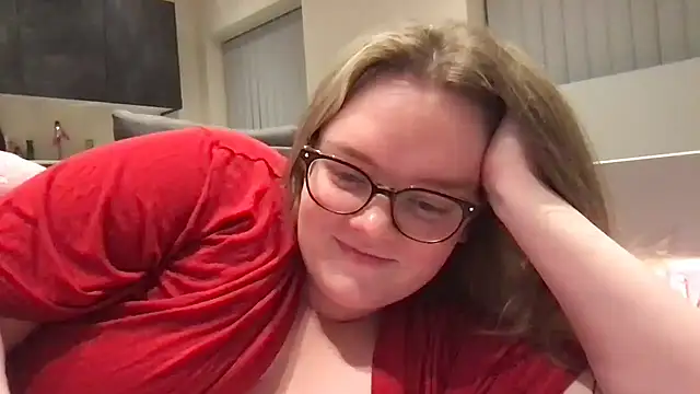honeyyy24 webcam show