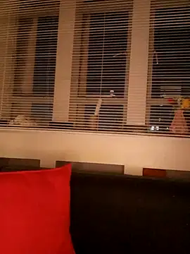 ORUOMA live XXX chat
